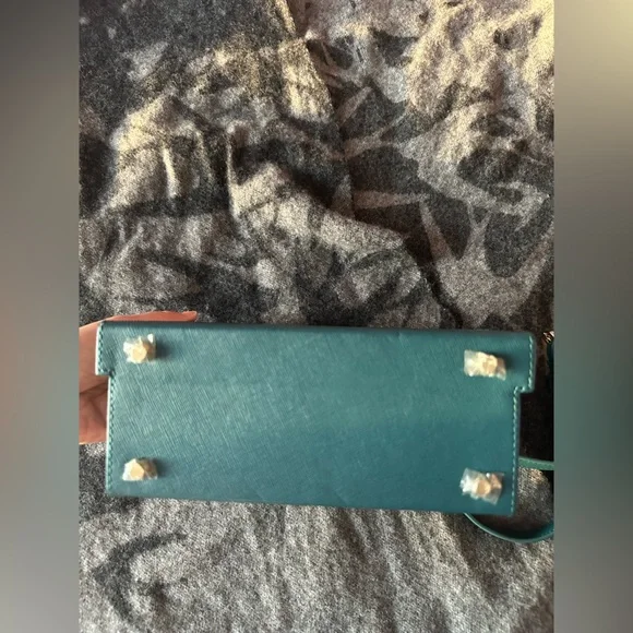 Tde. Box Bag - Picture 3 of 7